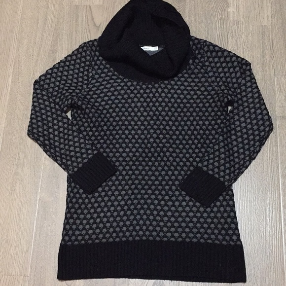 Reitman Med Petite Black and Grey Knit Turtleneck - Picture 10 of 10